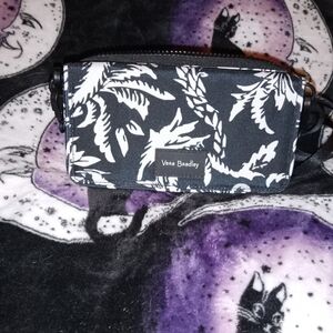 Vera Bradley Monochrome Leaf Pattern Wristlet Cross Body Bag